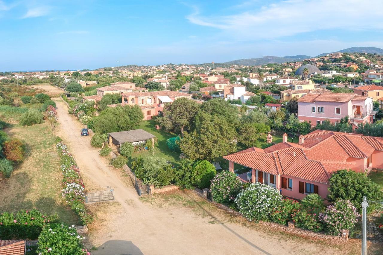 Villetta Corbezzolo San Teodoro  Eksteriør billede